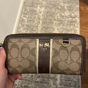 Coach wallet